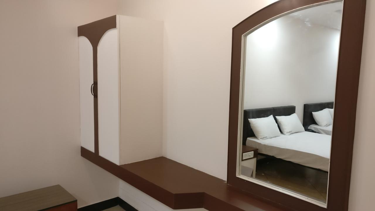 Ashok Bhavan Hotel Madurai Exterior foto